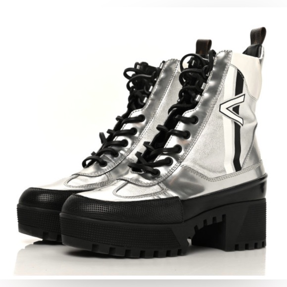 Louis Vuitton Patent Calfskin Spaceship Laureate Platform Desert Boots 39 - Picture 1 of 10